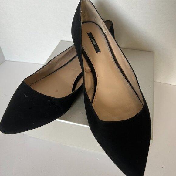 Forever 21 Black Suede Flats - Picture 1 of 5
